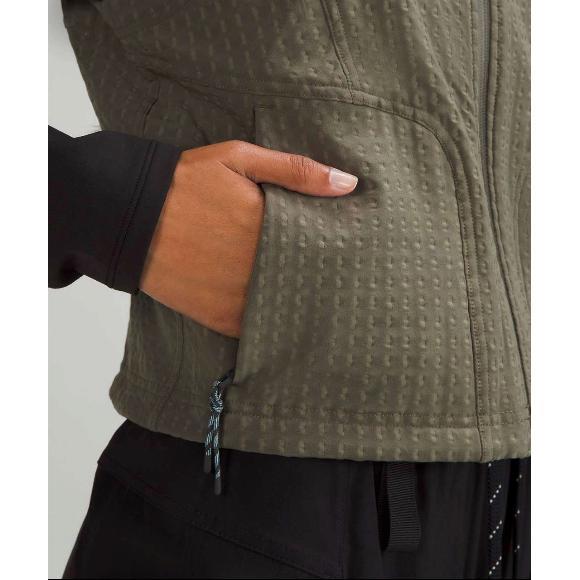 NWT Lululemon Water-Repellent Fleece Hiking Vest Carob Brown Size 8 - Picture 5 of 12